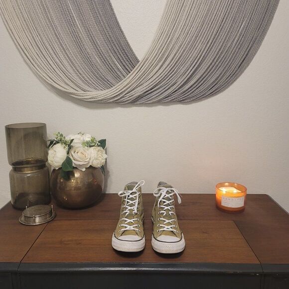 Converse Classic All Star High Tops Sz  M5 W7 - Picture 2 of 8